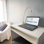 The House Of 14 -central, Sauna And Airport Shuttle Apartment