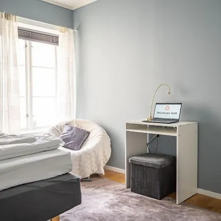 The House Of 14 -central, Sauna And Airport Shuttle