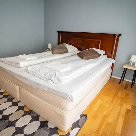 Apartment The House Of 14 -central, Sauna And Airport Shuttle *