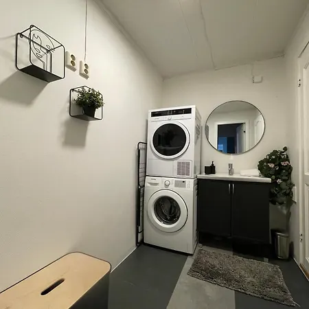 Apartamento The House Of 14 -central, Sauna And Airport Shuttle *