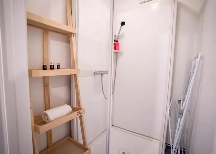 The House Of 14 -central, Sauna And Airport Shuttle *